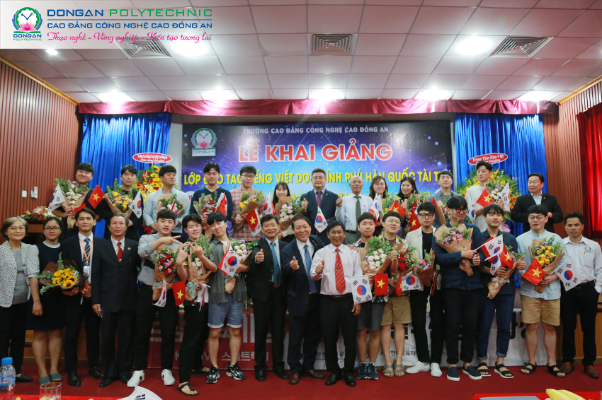 Lễ khai giảng lớp đào tạo Tiếng Việt cho học viên người Hàn tại DAP