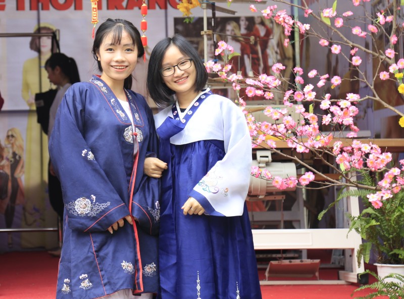 1/e50423f8f18313dd4a92_20052019053735558_vx5o4zzv.gjl.jpg