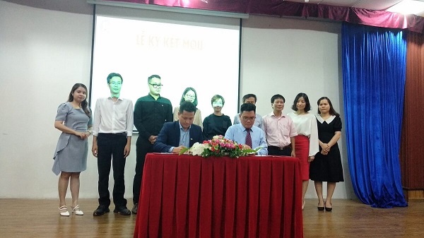 Trường Cao đẳng Công nghệ Cao Đồng An ký biên bản ghi nhớ hợp tác với Công ty Cổ phần Dược phẩm FPT Long Châu