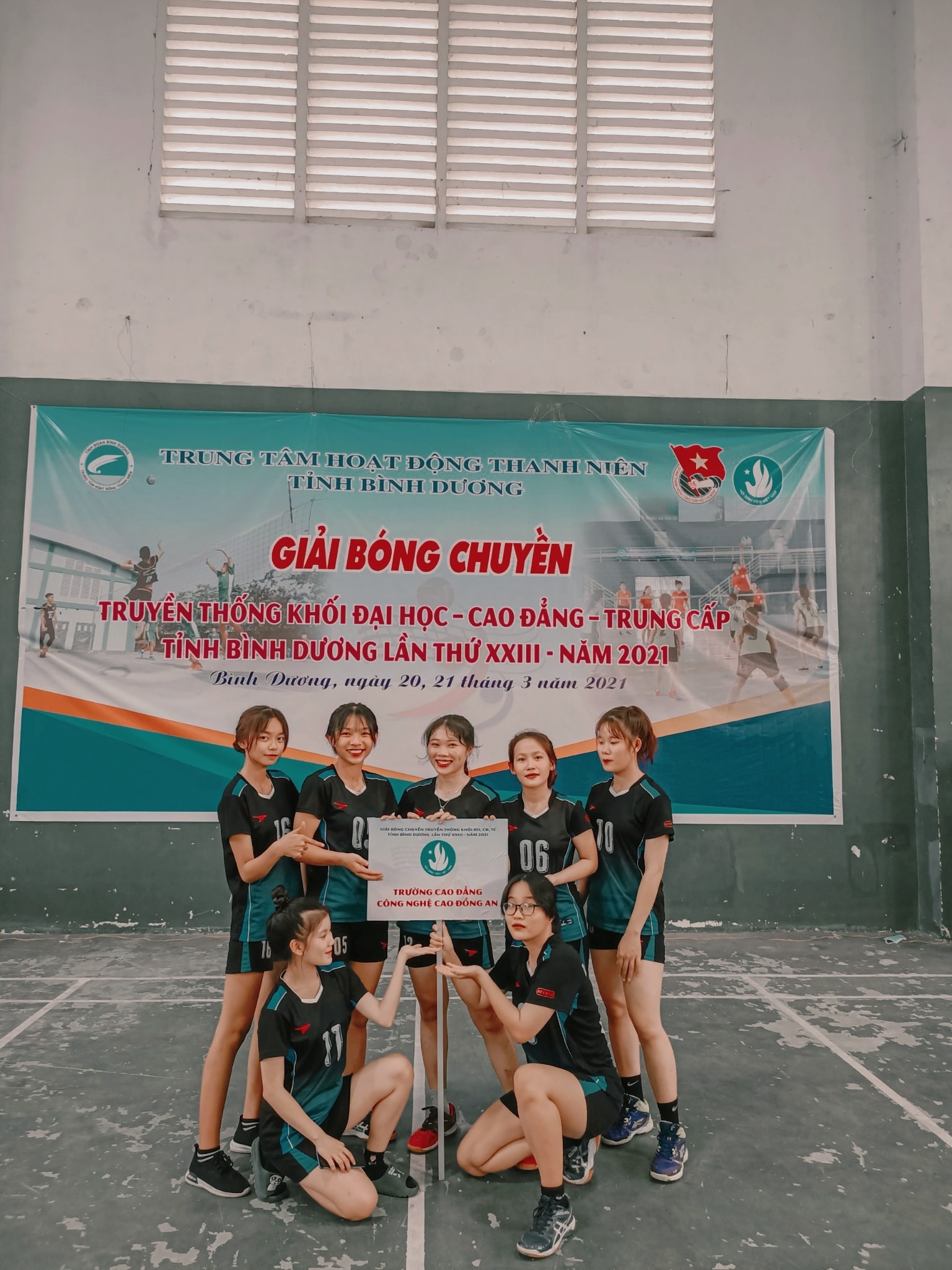 Đội nữ bóng chuyền dap đạt huy chương bạc giải bóng chuyền bình dương lần thứ xxiii