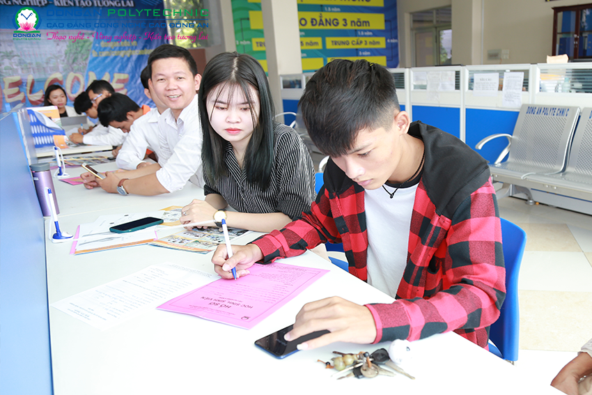 Không khí những ngày đầu đăng kí nhập học tại DAP