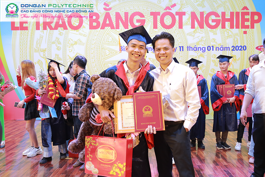 Thông báo về Lễ bế giảng Đại học Liên thông khóa 1 trường Đại học Công nghiệp Việt – Hung